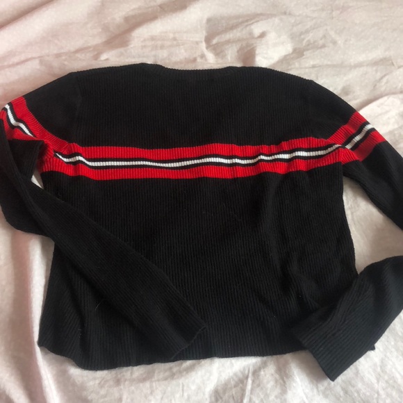 Brandy Melville Sweater!! - Picture 3 of 4